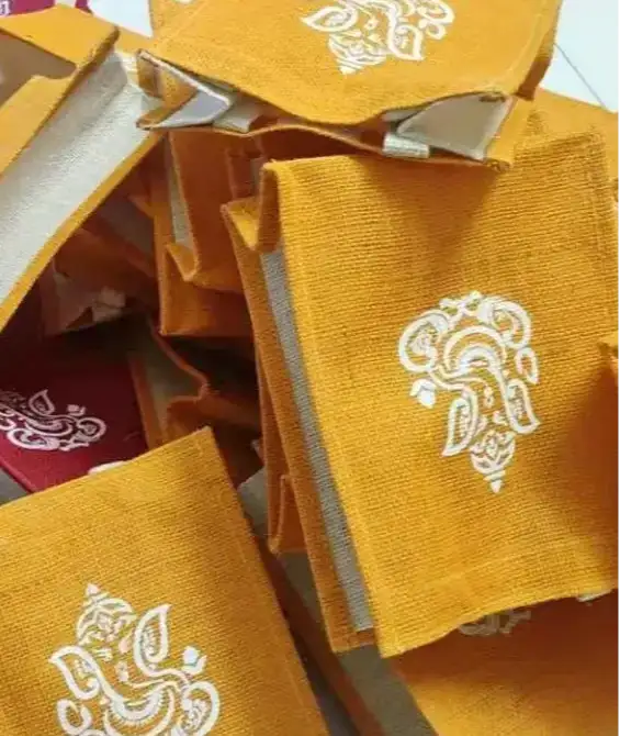 Return gifts / Thamboola Pai